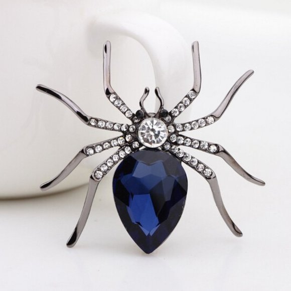 Jewelry - CRYSTAL SPIDER BROOCH